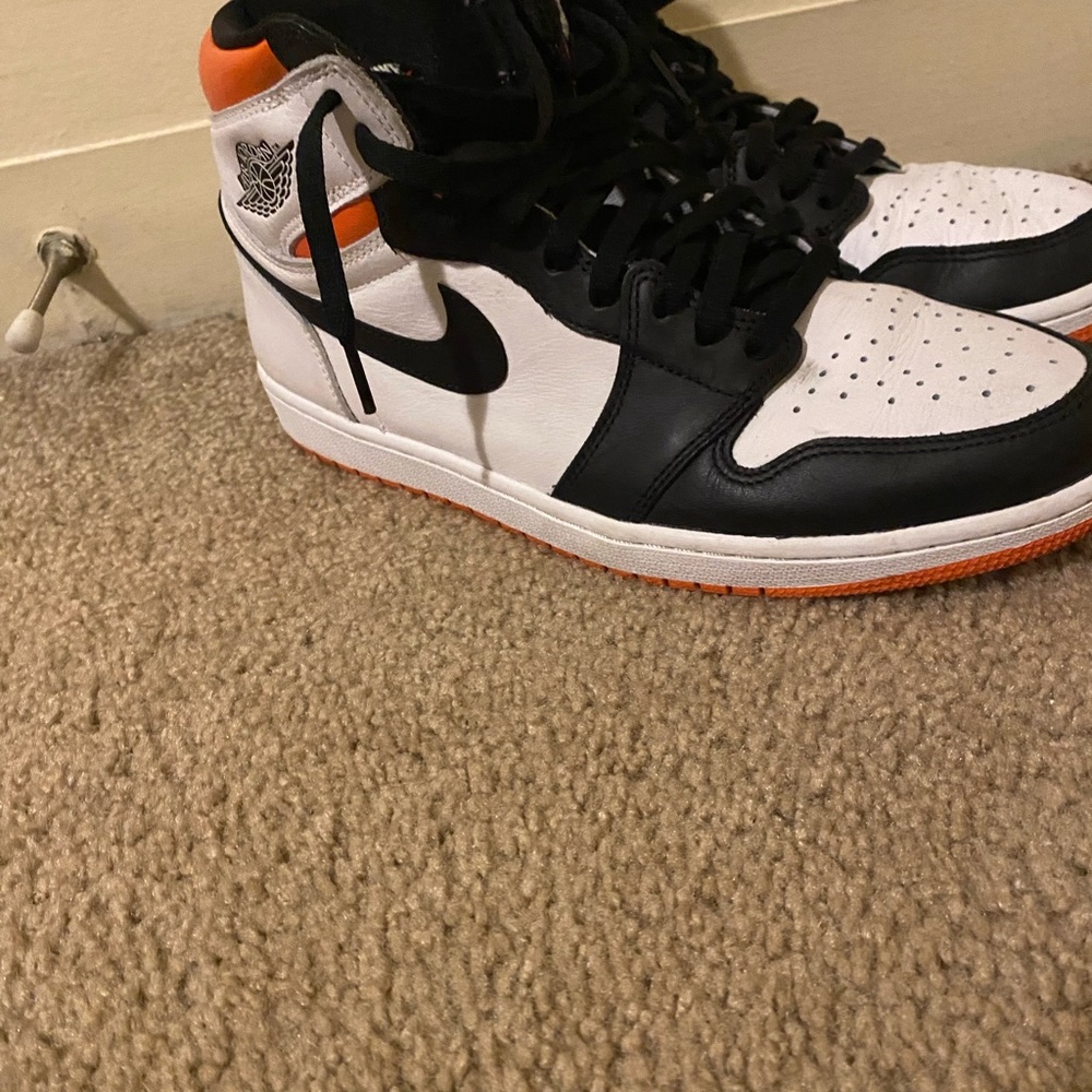 Jordan 1